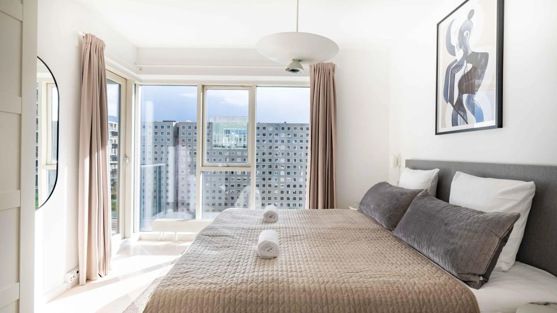 Stylish 3Br Apartment W Two Balconies Copenhagen Denmark
